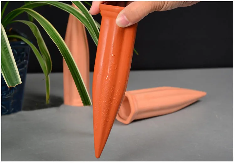 6 Pack Terracotta Slow Release Plant Watering Spikes