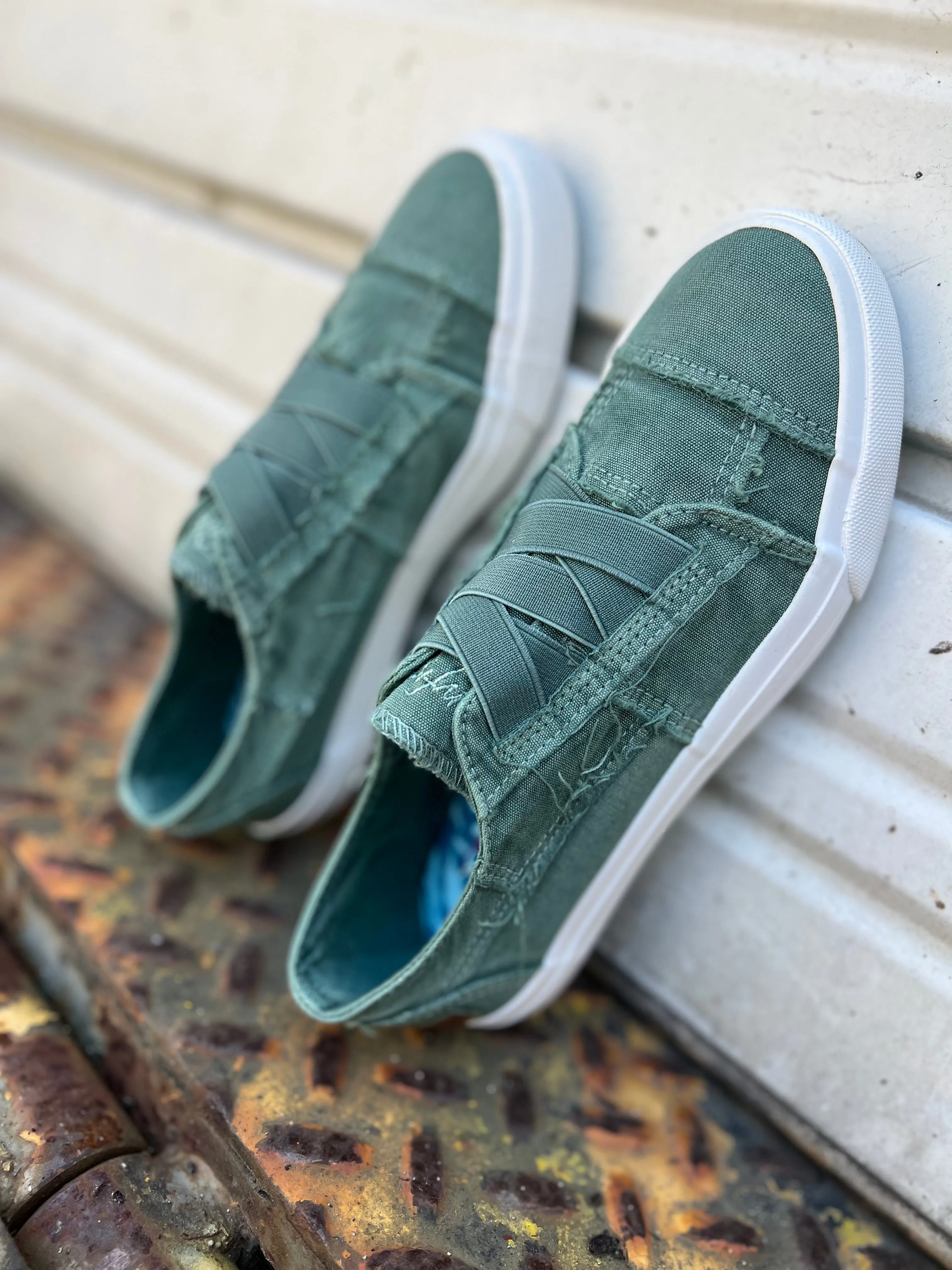 Blowfish Marley Sneakers (Sea Foam)