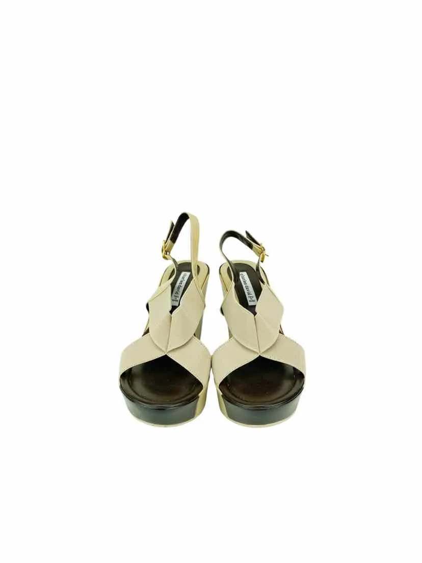 Charles David, Women's Elastic Platform Sandal, Sand/Brown, Size 38 (US 7)