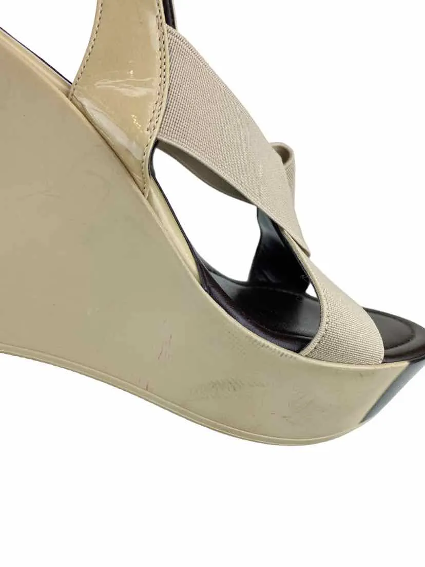Charles David, Women's Elastic Platform Sandal, Sand/Brown, Size 38 (US 7)